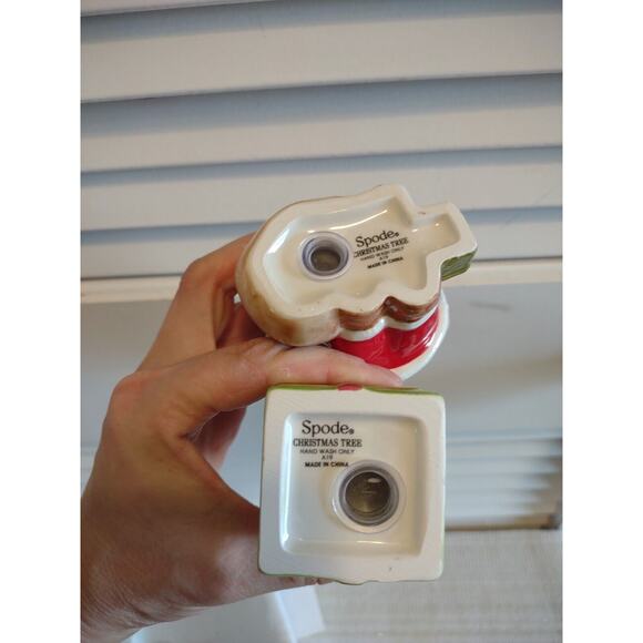 Spode Christmas Tree Santa Salt & Gift Box Pepper Shaker Set GUC in Box - Picture 8 of 11
